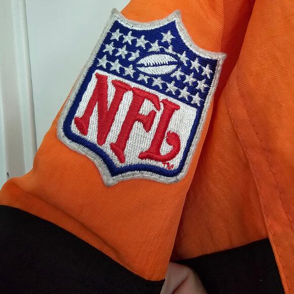 Men's Authentic ProLine By Apex One Vintage NFL Denver Broncos Jacket Size S - Picture 3 of 13